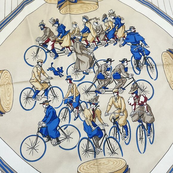 HERMÈS Scarf Les Bécanes 100% Silk 90 - Picture 4 of 12